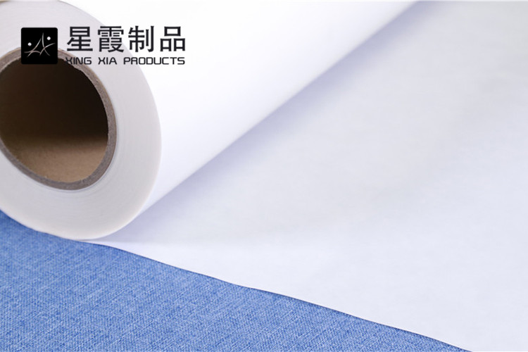 服装LOGO用TPU午夜AV福利影视膜